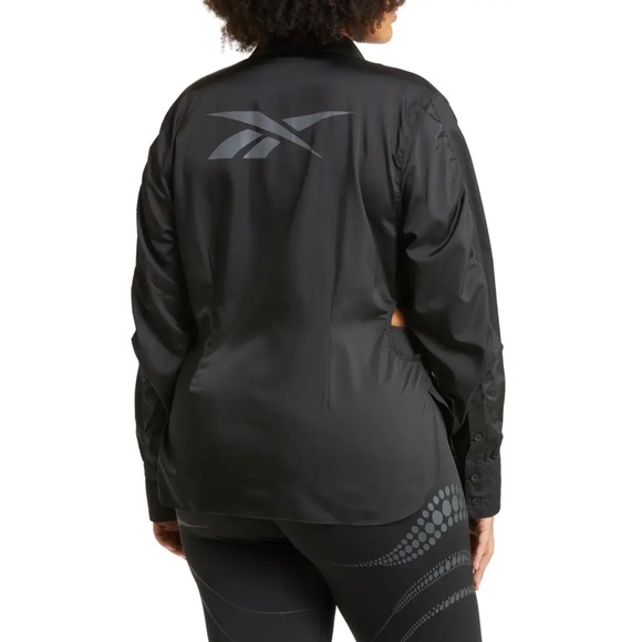 Reebok x Cardi B. Ruched-Sleeve Active Shirt in Black, Plus Size 2X New w/Tag - Picture 7 of 15